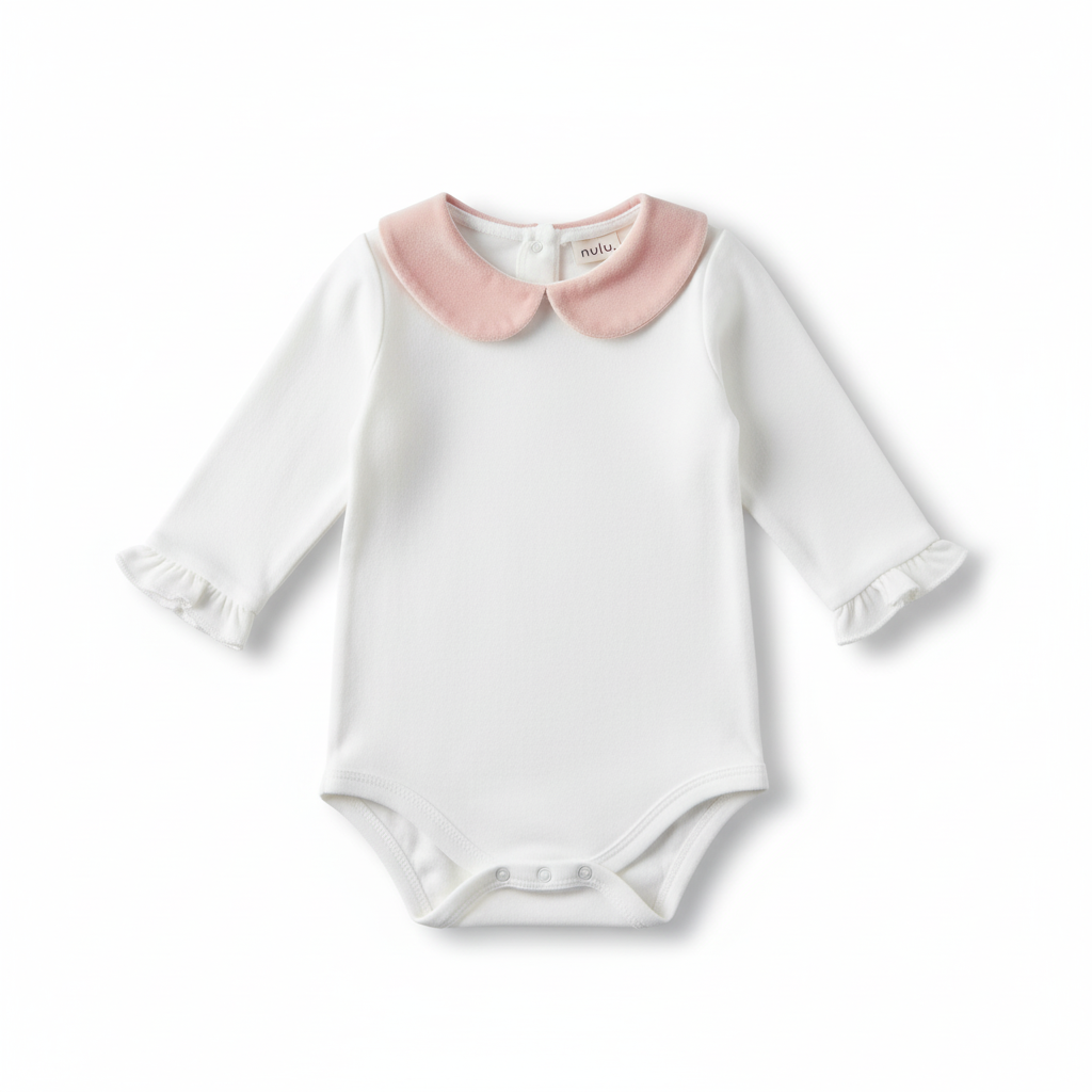 Nalú Body Baby in Caldo Cotone – Colletto in Vellutino Rosa e Maniche con Rouge Eleganti
